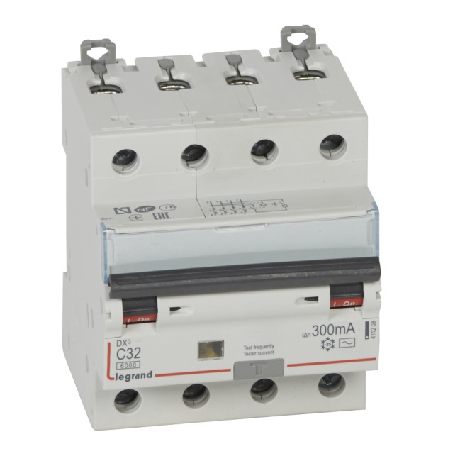 Автоматический выключатель дифференциального тока DX 6000 - 10 кА - тип характеристики С - 4П - 400 В~ - 32 А - тип AС - 300 мА - 4 модуля